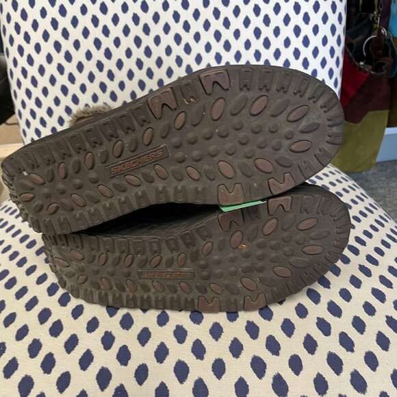 Women's Skechers Brown Faux Fur Boots Size 9.5 - Picture 6 of 7